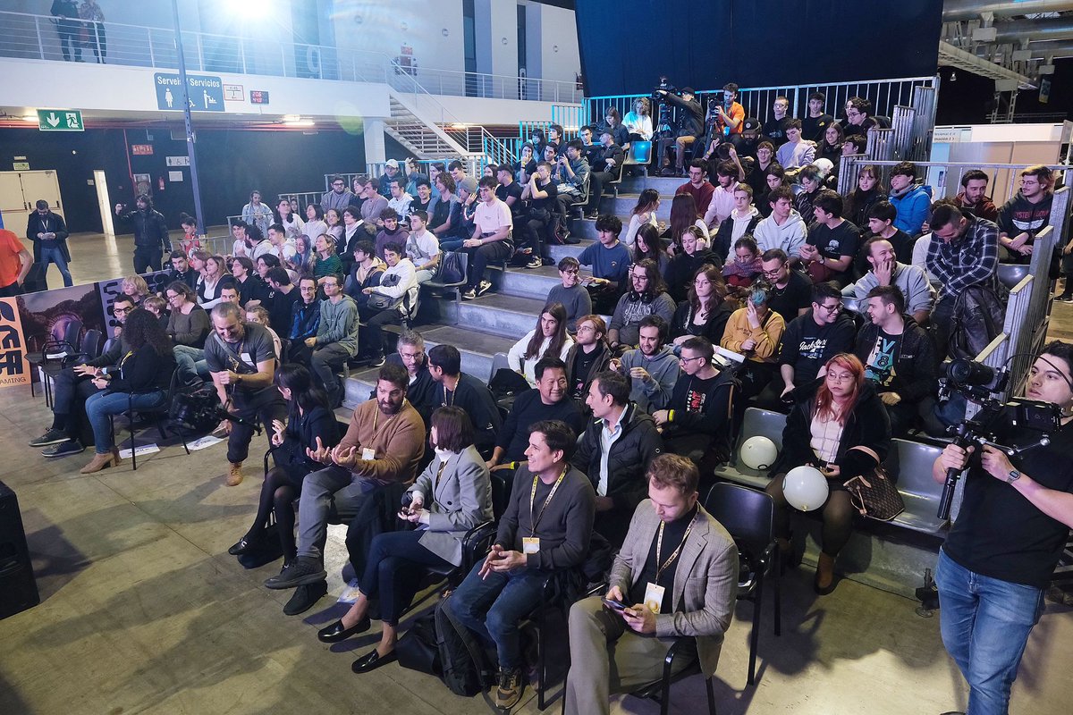 3Cat Corporatiu tweet media