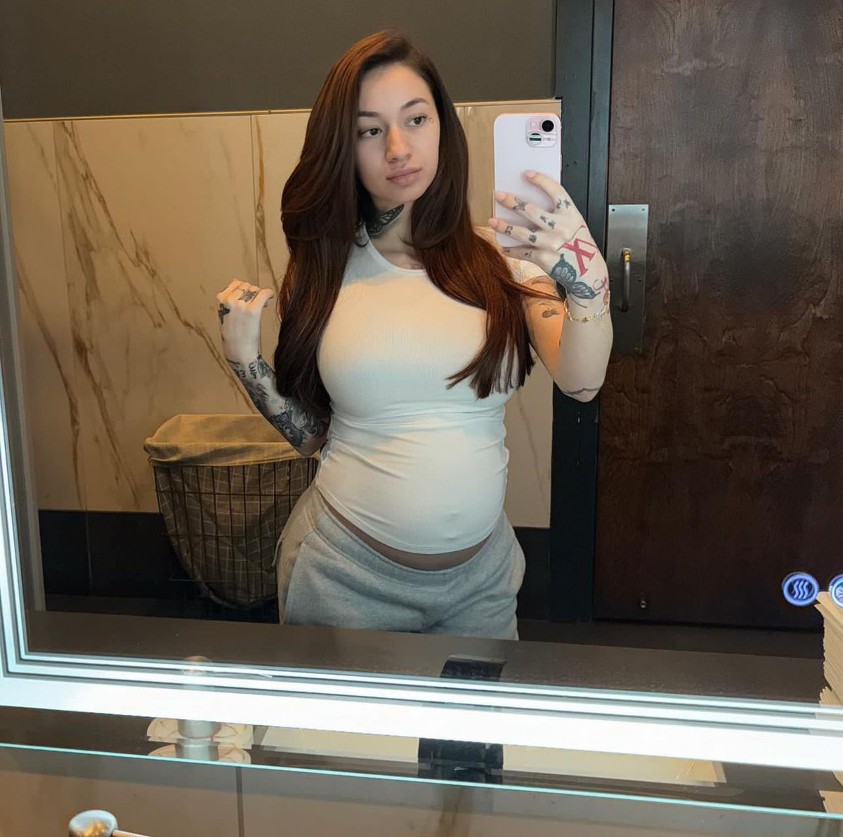 PopBase's tweet photo. Bhad Bhabie is pregnant, expecting her first child. https://t.co/5rb1pwYBXp