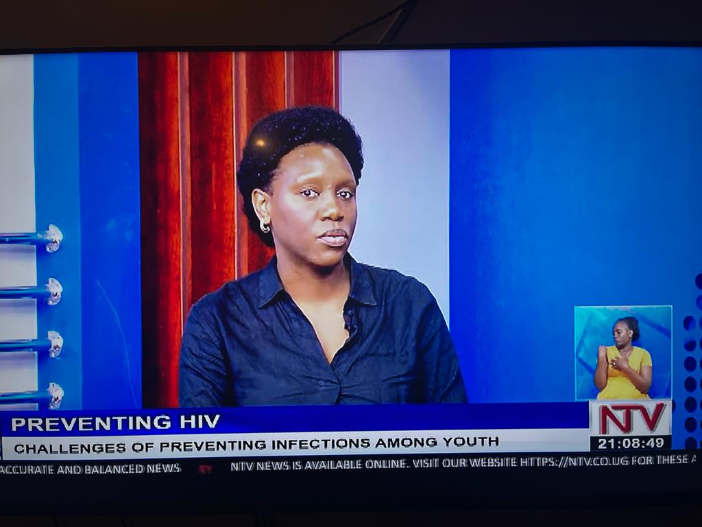 MRC_Uganda's tweet photo. "Youth are a very high risk population and such there is need for them to be encouraged to make use of preventive measures in instances where they can not abstain." Dr. Yunia, MRC/UVRI/LSHTM Uganda Research Unit.
#HIVFreeUg2030 #HIVTalks https://t.co/CWs8B3z8dt