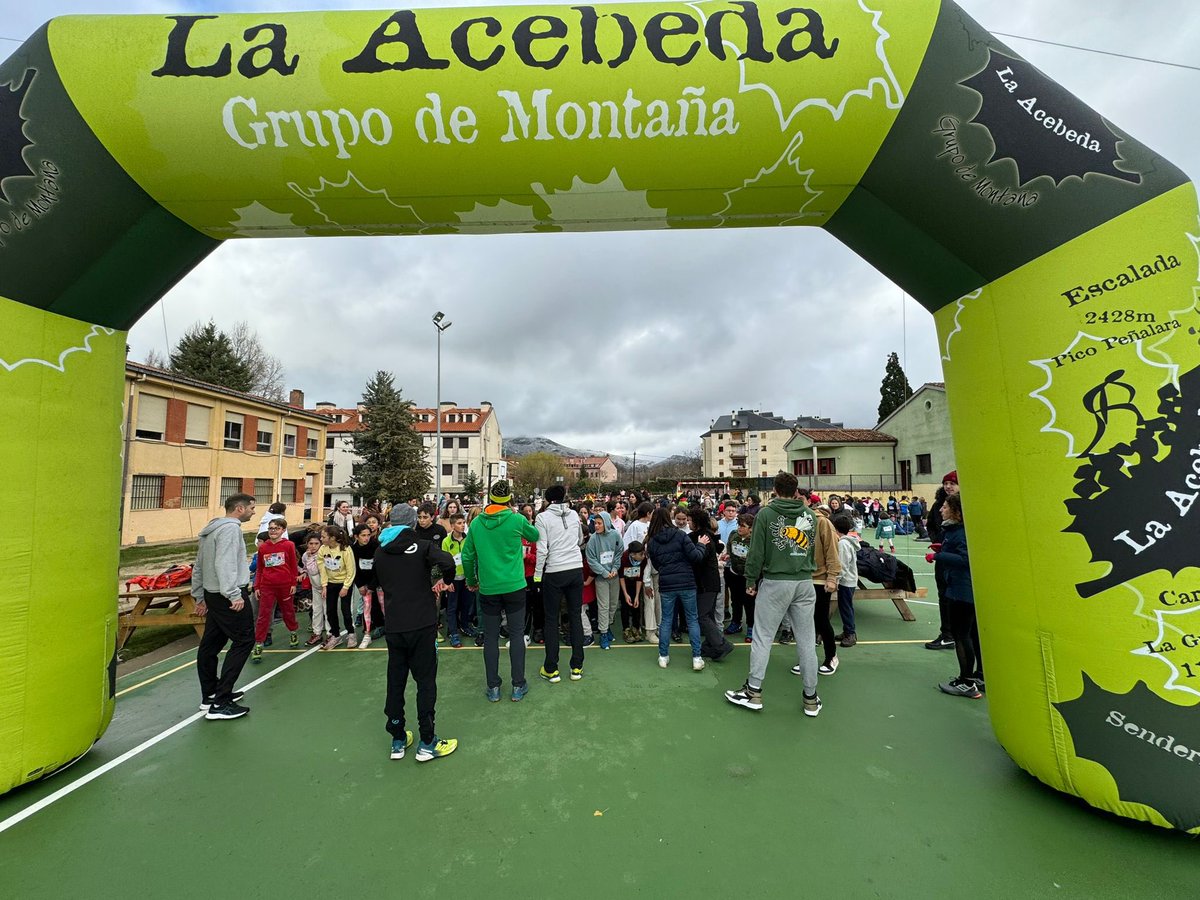 CEIPAgapitoM's tweet photo. Hoy hemos celebrado la I carrera solidaria “La vuelta al cole” y hemos conseguido recaudar 783,20€ para la ONG @unoentrecienmil para la investigación de la leucemia infantil.

Estamos muy orgullosos de todos. 

¡Millones de gracias a todos los que habéis participado! https://t.co/Zeztjr3mm2