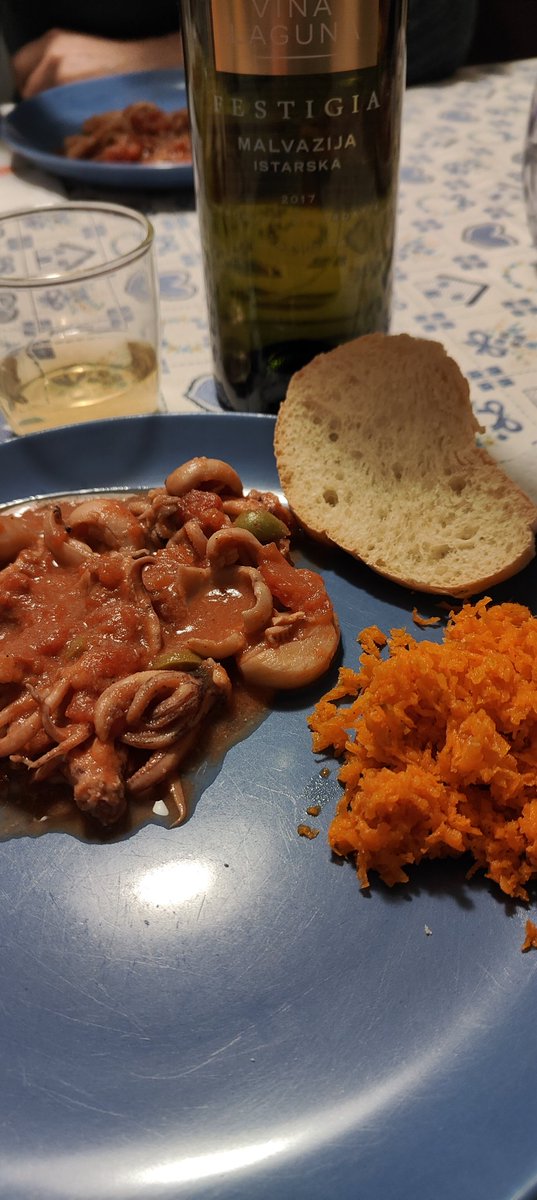 galloforcello2's tweet image. Seppie e Folpetti in umidon, un trito di carote e #malvasia #Croatia #food