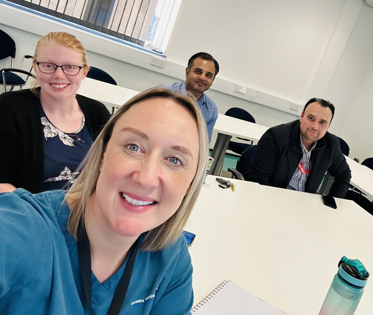 Respiratory virtual ward planning meeting to finish the week with a bang 💥 Great to share ideas with this team. Focusing on streamlining processes to improve patient care. Lots of exciting things to come. 🤩