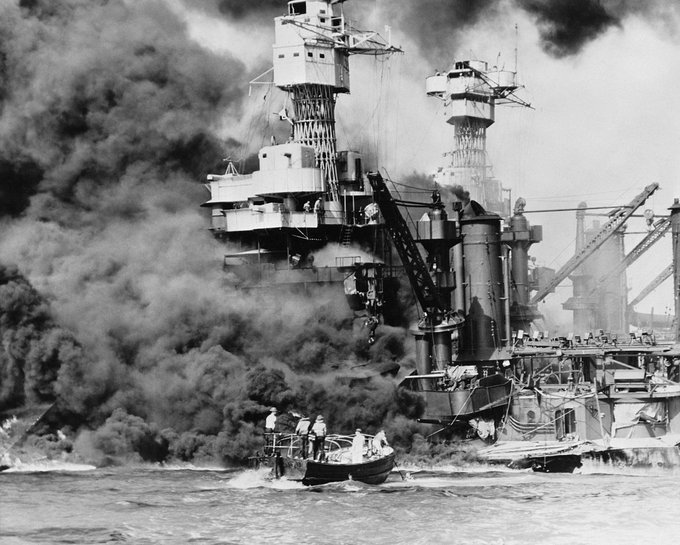 On this day in 1941, 353 Japanese warplanes strike the U.S. Pacific Fleet anchored at #PearlHarbor, Hawaii. The raid sinks four battleships, damages 15 other vessels and kills nearly 2,500 Americans. President Roosevelt will famously call Dec 7 'a date which will live in infamy.'