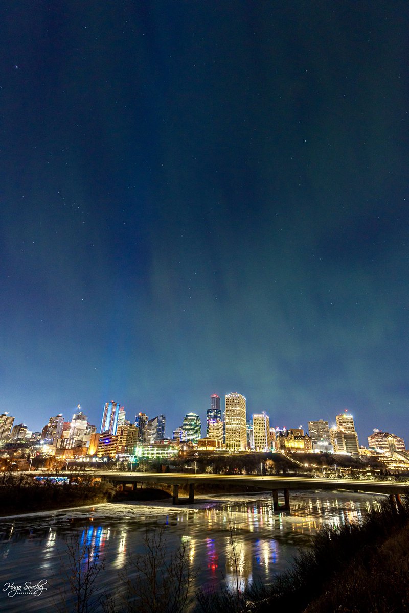 YEGHugo's tweet photo. Last night the CME hit Alberta at 2:00 am and lasted all night long. Hopefully it stays until tonight. Don’t forget to submit you aurora sights to https://t.co/zDmxCeCfqC #aurora #northerlights #canada #alberta #edmonton #downtown #citizenscience #spaceweatherlive https://t.co/M0lu6JmSo4