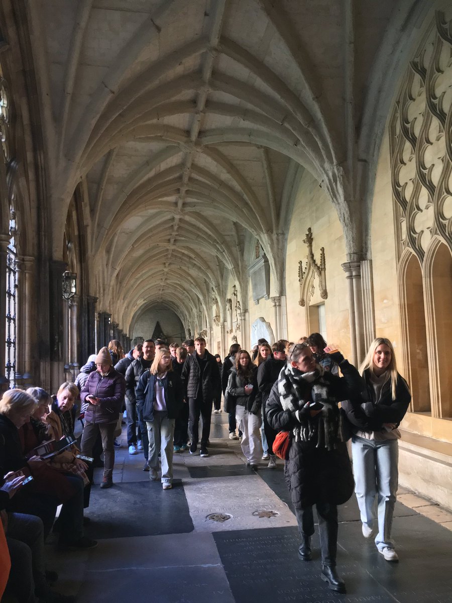 OpgsSixth's tweet photo. Year 12 Politics and History students on our Politics and Propaganda tour: Westminster Abbey, Parliament, National Portrait Gallery and Supreme Court. https://t.co/PB203SxrHA