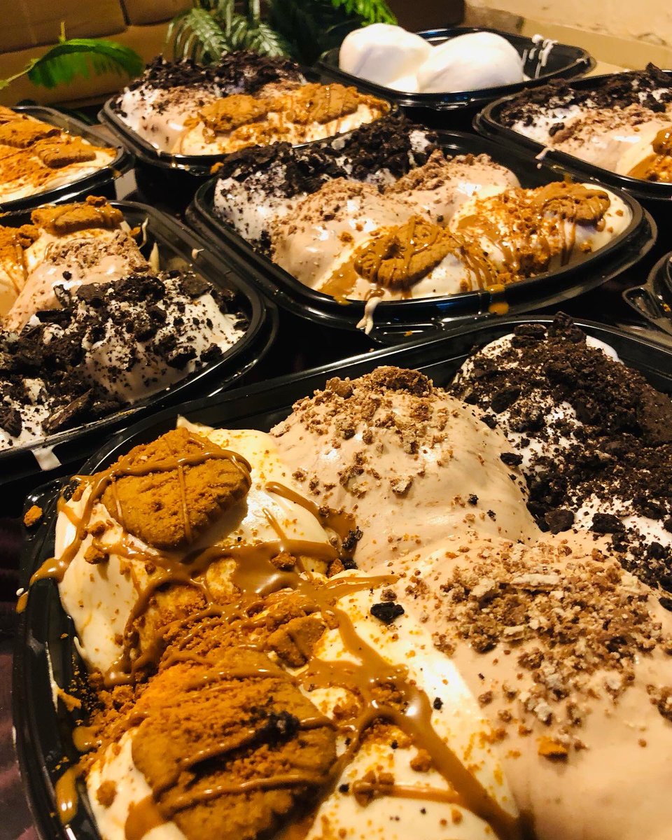 cinnadonuts's tweet photo. اخيراً سينادونتس رجعنا و فتحنا باب الطلبات في مدني🧡
الطلب وانسب
0905448228
التوصيل يوم الثلاثاء 🥳🧡 https://t.co/P9pnvHZXZy