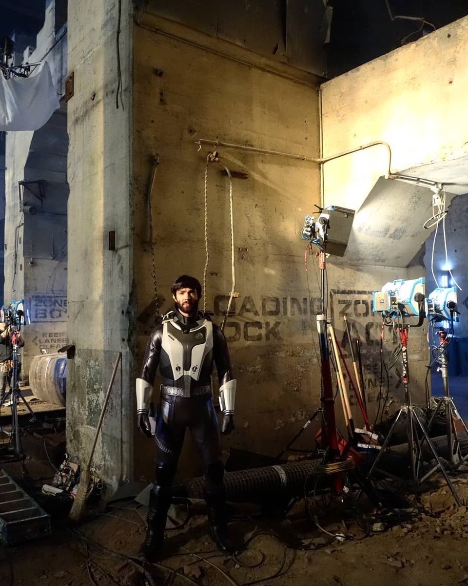 antipodal's tweet photo. #StarTrek #STSNW #SpockDaily #EthanPeck #AllStarTrek
Tweeting one photo/art/cartoon of Spock per day, starting from the oldest saved photo on my computer.
I have over 100.
Today's is from 2019.
Art is a Paramount behind the scenes photo from #STDISCO S2.
Make the ship go. Now! https://t.co/z3FRhWUayI