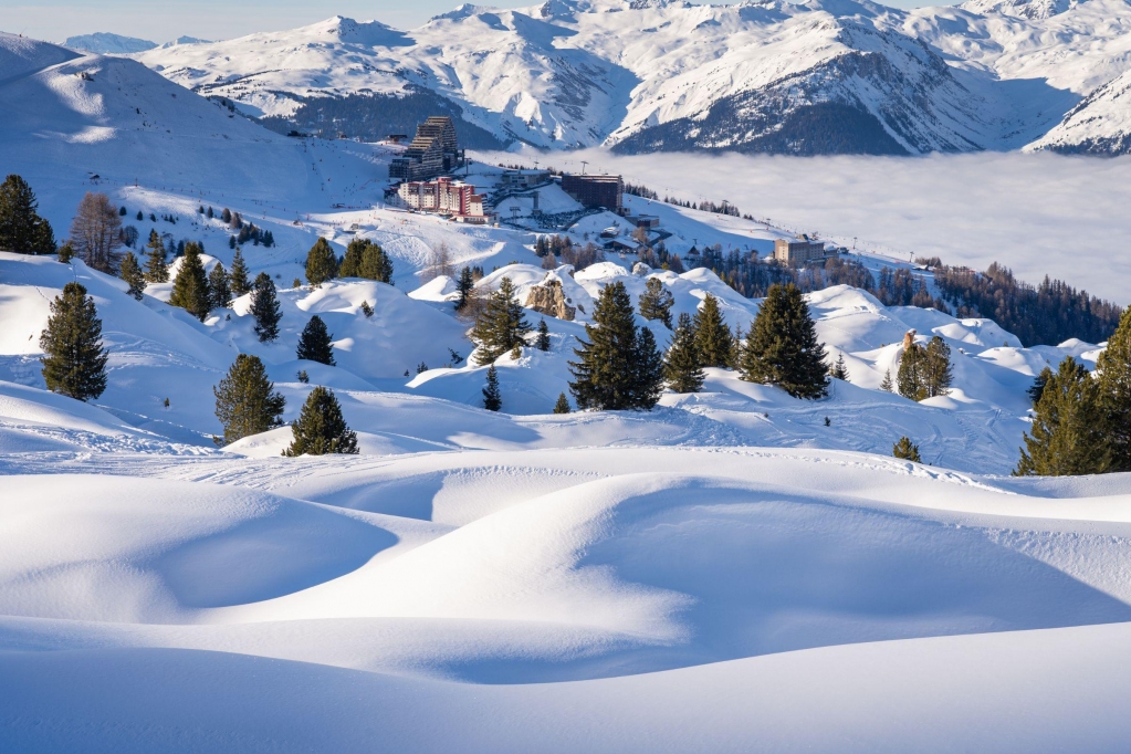 🌟 Inizia il 2024 con la scintilla della trasformazione! 🌟
Riscopriti tra le Alpi innevate.
Il centro è la salute: movimento, cucina, natura.
Un ritiro esclusivo profondamente trasformativo.
Prenota ORA!
Il tuo futuro io ti ringrazierà! 
#LoveYourself bit.ly/47yOJNG