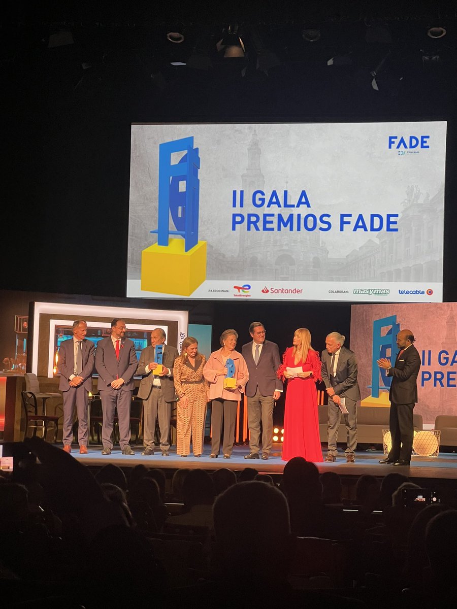 FADEAsturias's tweet photo. Finaliza la Gala #PremiosFADE. Enhorabuena a Ascensores Teresa y D. Daniel Alonso.
💙 Gracias a nuestros patrocinadores, @TotalEnergiesES y @santander_es; y a nuestros colaboradores, @supermasymas y @telecable_AS, por hacerlo posible. https://t.co/8zdvSbI4IU