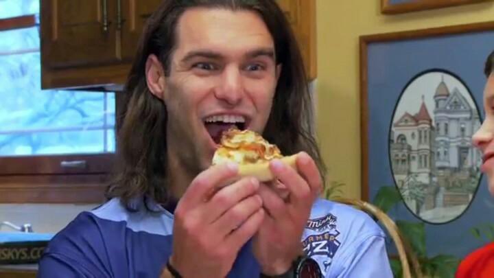 Rdusty10's tweet photo. At least we’ll always have this gem that still makes me laugh #sportingkc #skc #zusi #grahamzusi https://t.co/yWgMxSjwyp