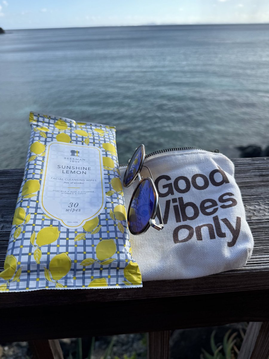 NurseBerter's tweet photo. @Beekman1802 facial cleansing wipes saving the day in the Caribbean after a long afternoon of sun, salt and wind.  I would NEVER travel without them! https://t.co/3mz1JLkPUz