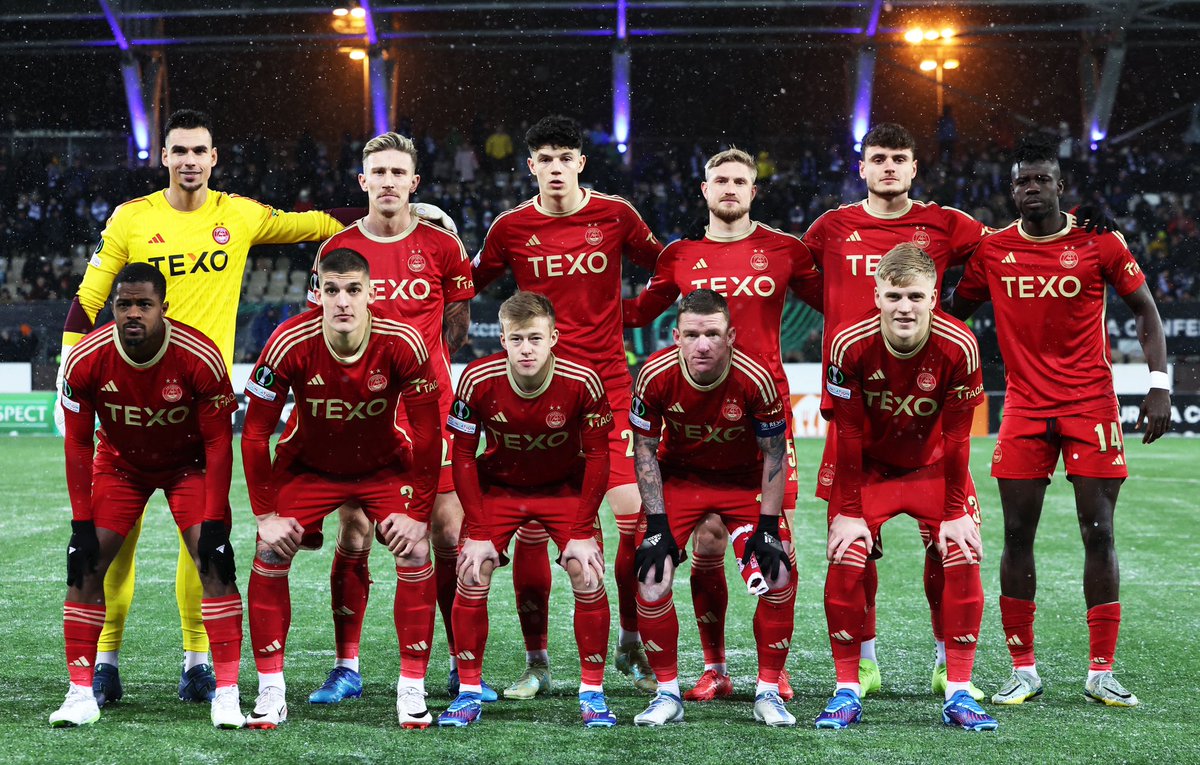 kelle roos tweet media