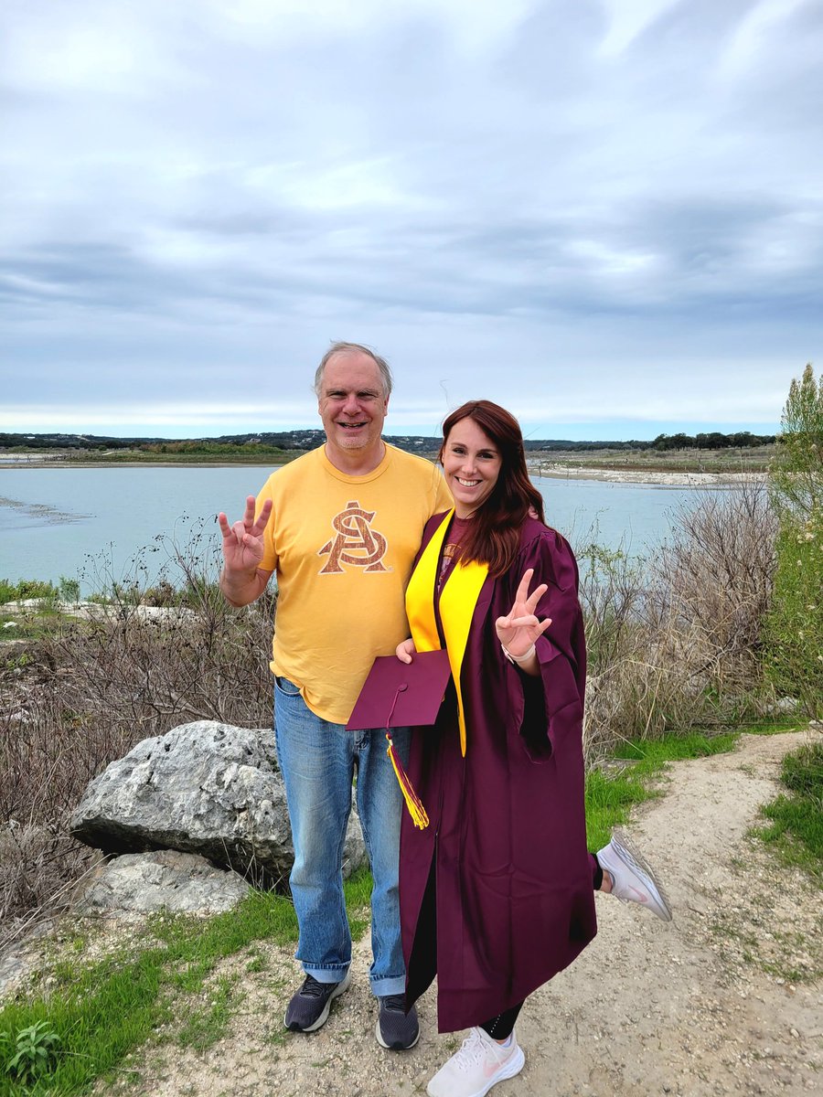 JillianDingee's tweet photo. Didn't want to jinx the last grade, but now I can officially post ... 🎓 #ASUgrad! Grad photos with @don_dingee ✅️ He attended ASU back in the day, happy to carry on the #SunDevil legacy. #DoneWithSchool #SunDevilForLife #Classof2023 @ASU @asuonline https://t.co/WYv12CAW3g