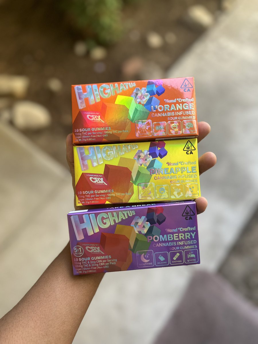 BrofessorXman's tweet photo. It’s Friday, so why not take a little bit of all of them 😎🥷 30MG of each should do the trick 🙋🏾‍♂️ @highatus_ @CBX_CANNABIOTIX 

#Edibles #Gummy #THC #Highatus #Pineapple #Pomberry #LOrange #Mmemberville #TGIF https://t.co/yECxlm6BvU