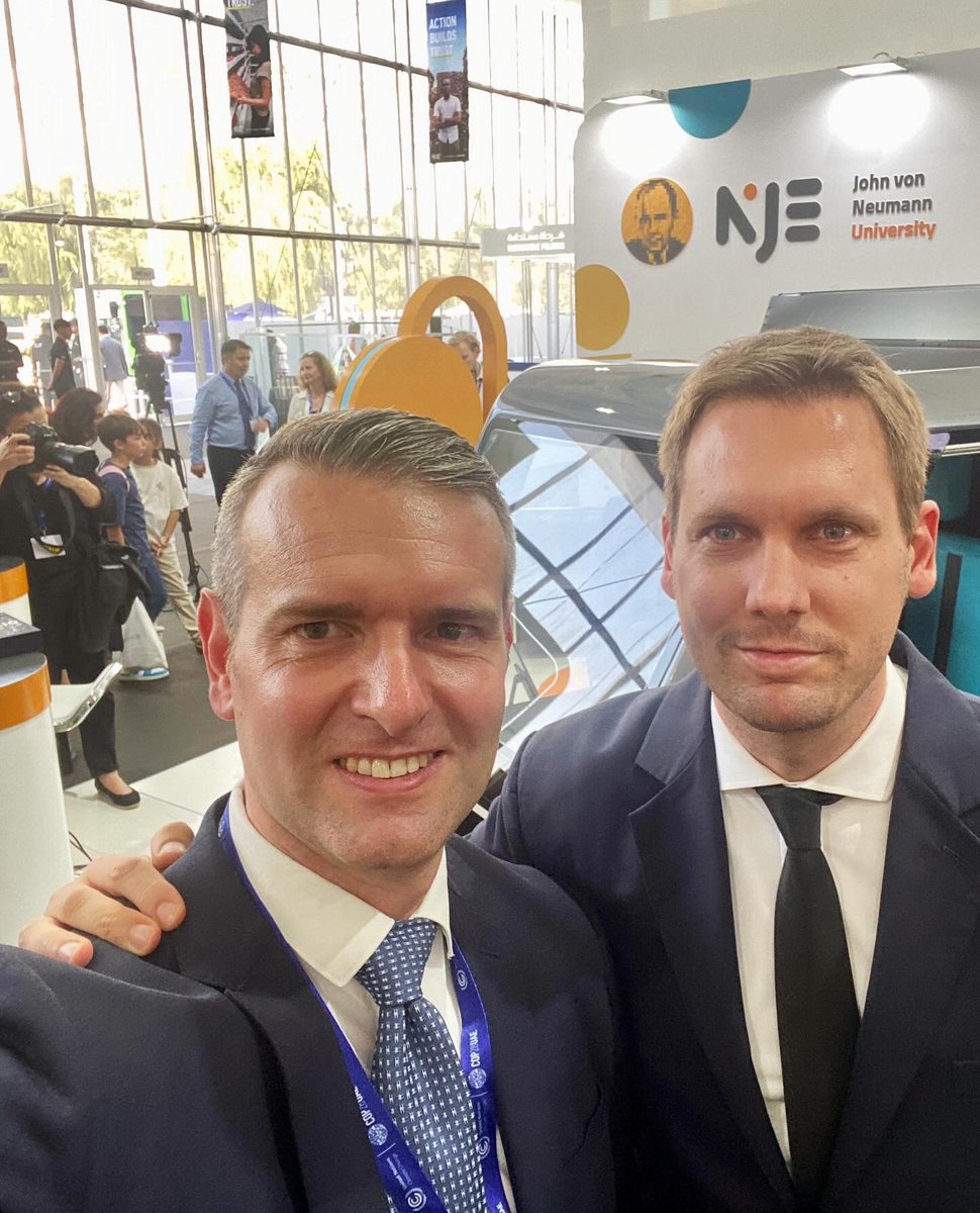 attila_steiner's tweet image. 🌍 At the #UN #COP28  today, #MOME art uni &amp;amp; #Neumann János tech uni unveiled a #hydrogen &amp;amp; #solar-powered cargo #vehicle, which was being personally tested by the 🇭🇺 Head of State #KatalinNovák. 

A selfie was a must w/ Böszörményi-Nagy Gergely, MOME Foundation President. 🤳🏻