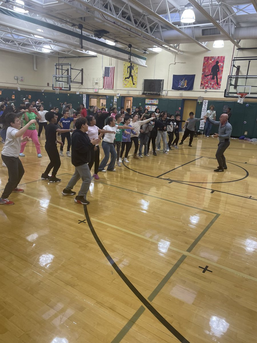 RSpedafino's tweet photo. Today @postroadschool we had our Broadway Dance Kickoff with Mr. C! Our fifth graders had a great time dancing and learning about the Broadway Dance Program. Special thanks to the @FriendsofWPPS for providing our students with this experience! #wpproud #postroadrocks #letsgo https://t.co/1jGQgHRPGr