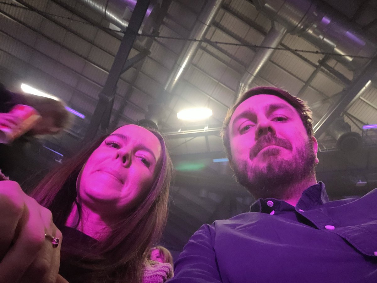 The surprise selfie... #smaLEEDS