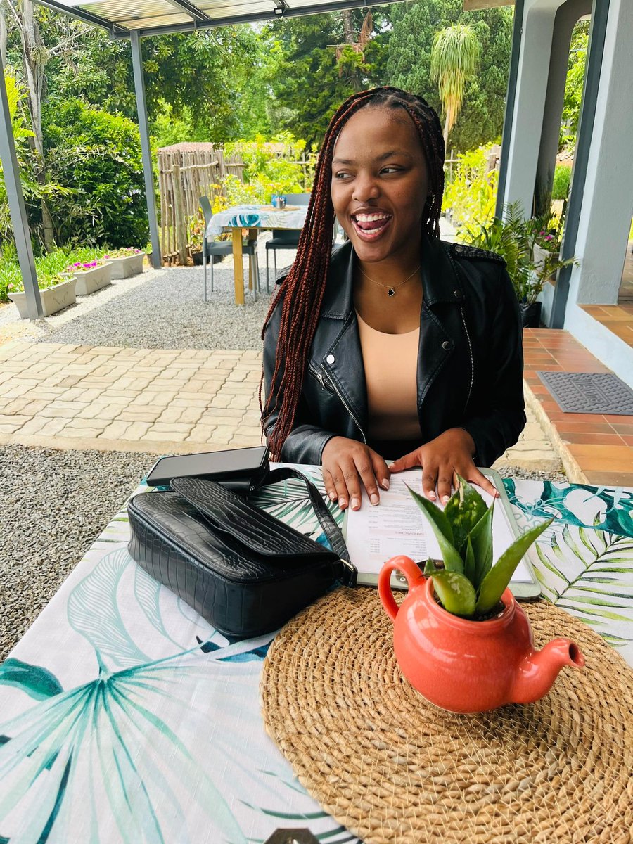 phayolo's tweet image. ✨