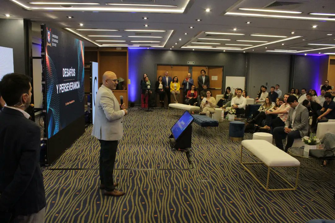 Facultad de Ciencias Médicas Usach tweet media