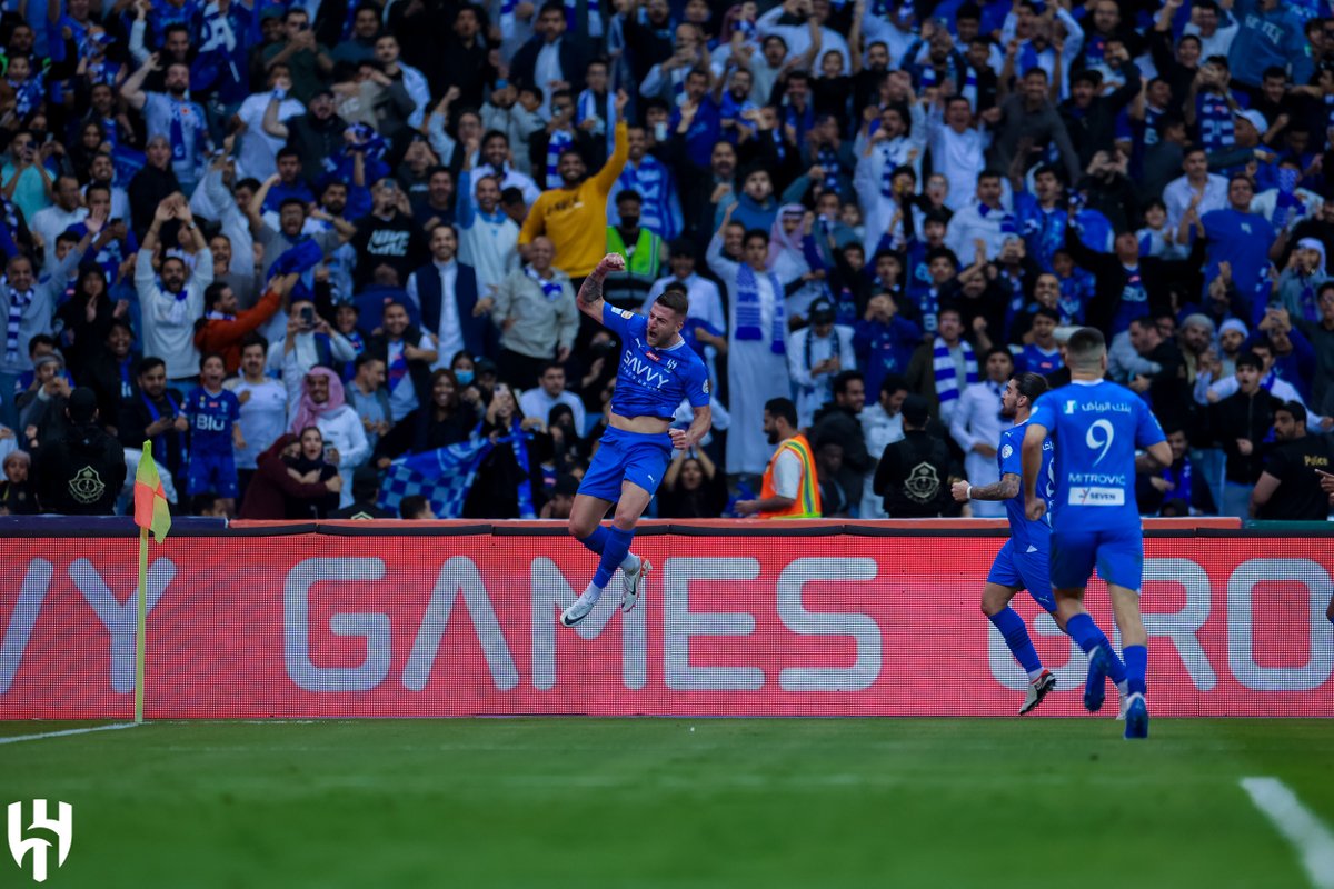 Alhilal_FC's tweet photo. 🔝ساڤيتـش يقـول ويطـول 💙

#الهلال https://t.co/bvWdeT1tlr