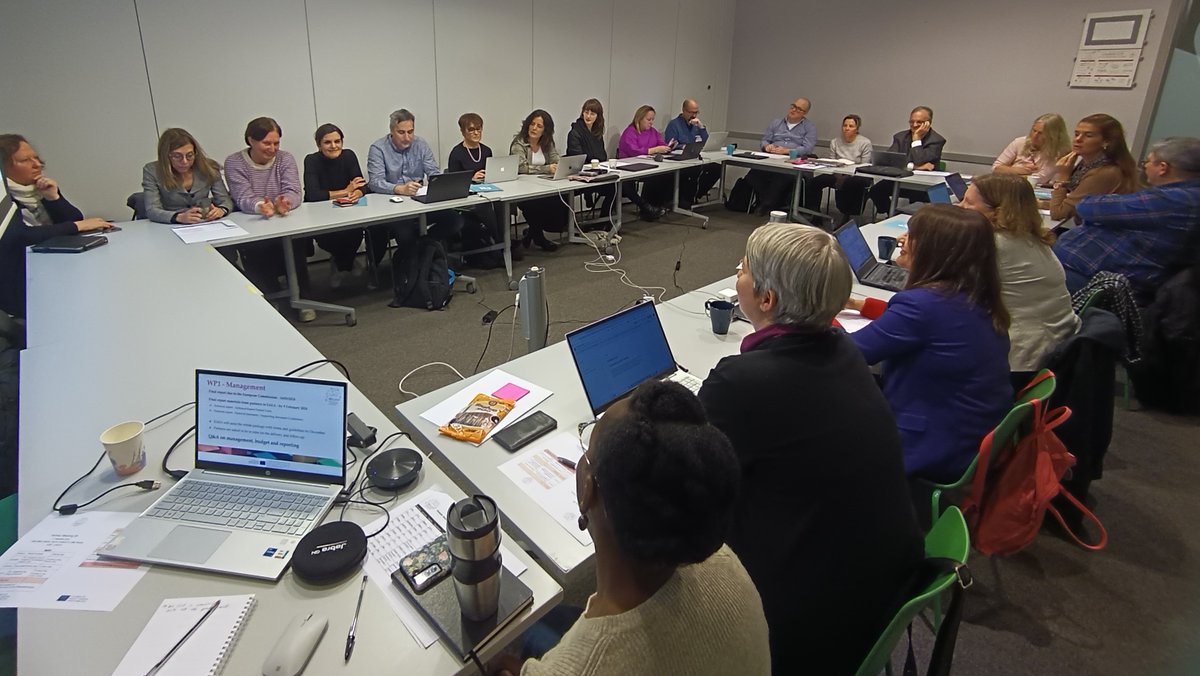 EAEA2020's tweet photo. This week, we hosted the #regalenetwork partners in Brussels.
With @earlallEU , we co-organised a transnational partner meeting and a Regional Capacity for Adult Learning and Education conference during the #LLLWeek.
https://t.co/thBcupHTXr https://t.co/kZd2VzS5Wy