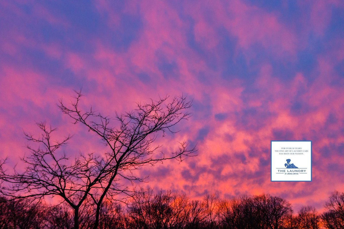 Love Milwaukee in the winter ❄️

Have a great December! 
.
.
.
.
#Laundry 
#DryClean 
#WinterIsComing #WinterWonderland