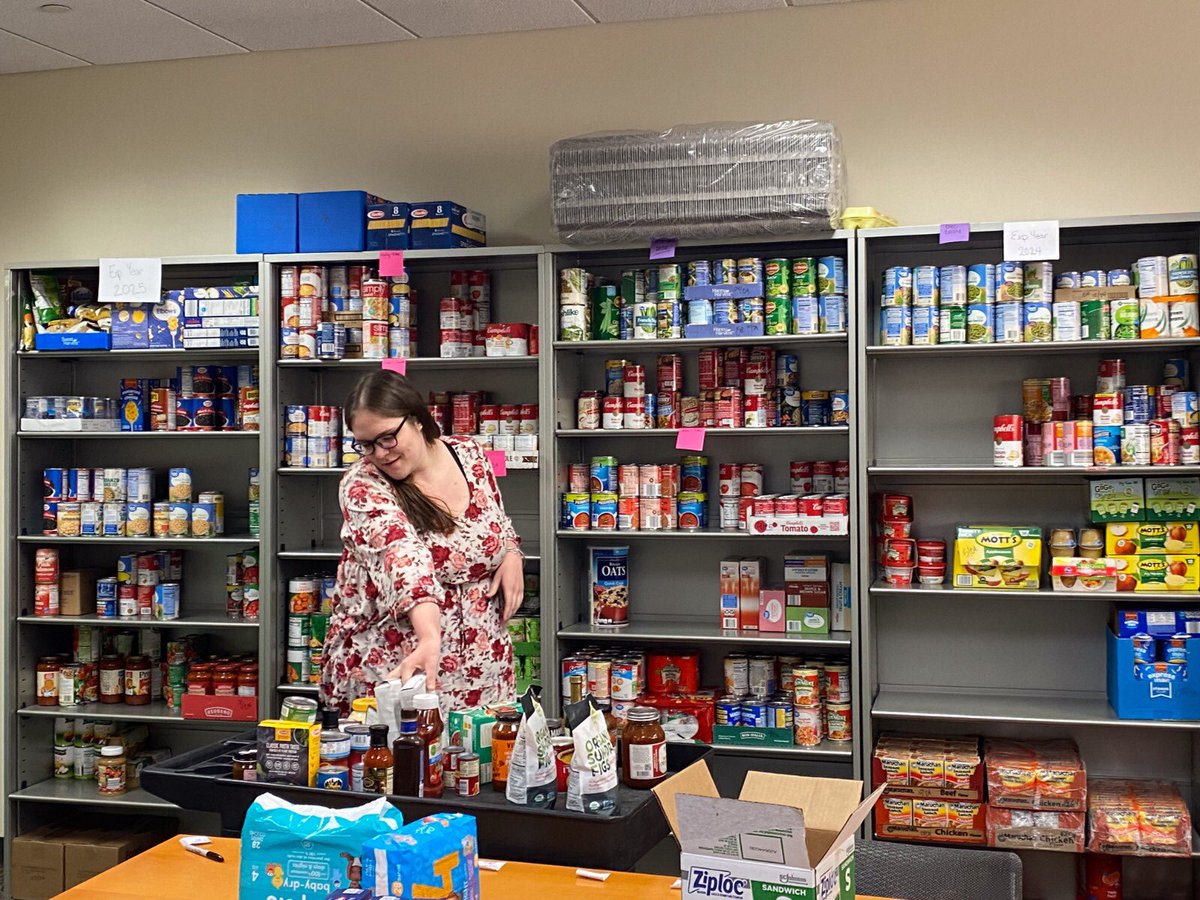 ametepey francis (@ametepeyfrancis) on Twitter photo After making our #KindnessIsFood donations, the Dean of Scripps College of Communication, <a href="/Scott_Titsworth/">Scott Titsworth</a> warmed our hearts & hands with hot chocolate☕️. Such moments of kindness truly keep our spirits high ❤️🙌.
Click here to donate and support us ➡️ bit.ly/47uj6EO After making our #KindnessIsFood donations, the Dean of Scripps College of Communication, <a href="/Scott_Titsworth/">Scott Titsworth</a> warmed our hearts & hands with hot chocolate☕️. Such moments of kindness truly keep our spirits high ❤️🙌.
Click here to donate and support us ➡️ bit.ly/47uj6EO