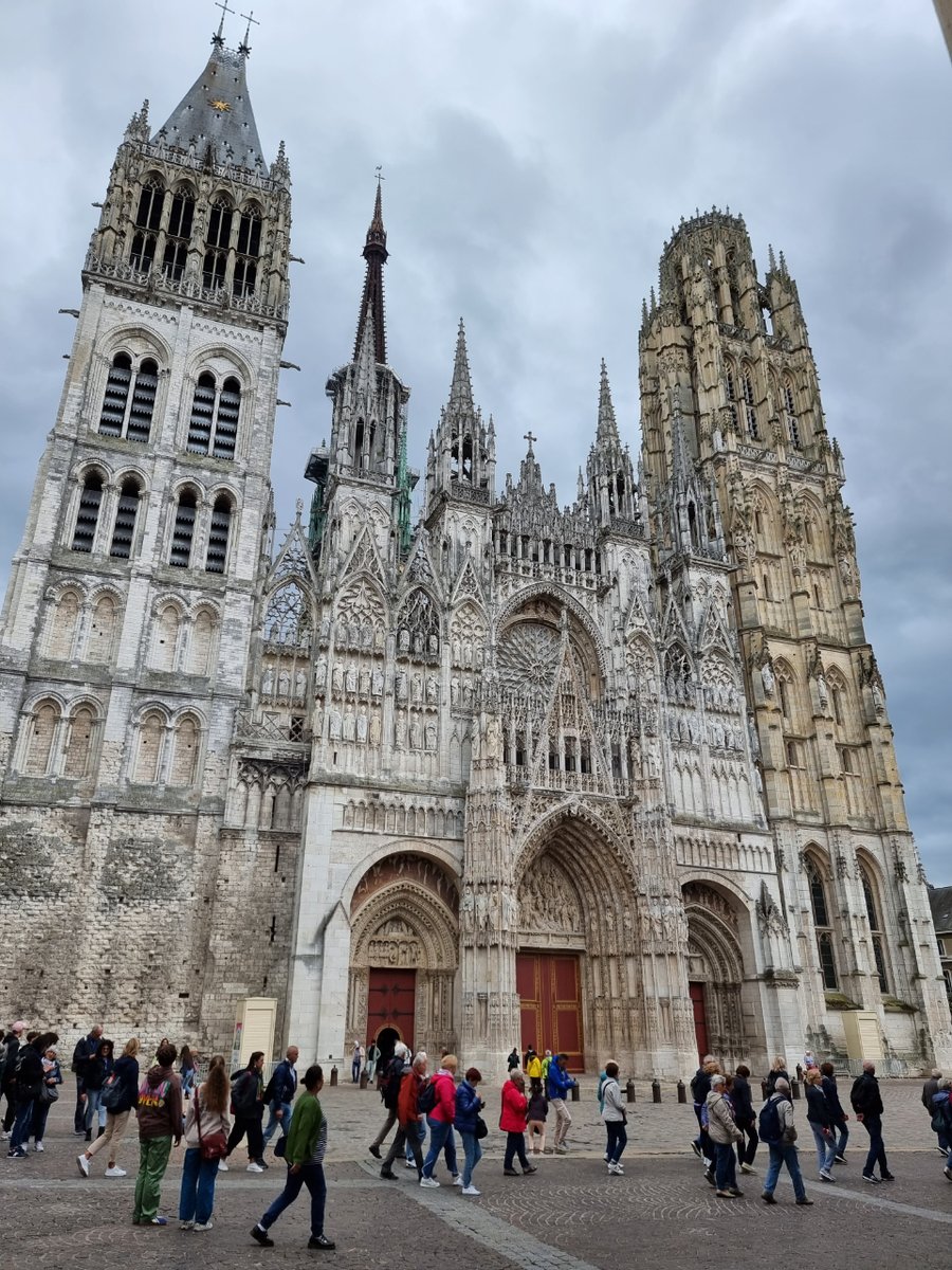 MiradasViajeras's tweet photo. 📺 #MVMagTV76 #Agenda
@FerValmaseda nos propone #viajar hasta #Rouan, capital de la región de Normandía, en el norte de #Francia, de la mano de @DBigorra.
@negocios_tv en el canal 140 @MovistarPlus
👇#TV
https://t.co/gTgH3lqaNC https://t.co/i4KFAmoA1X