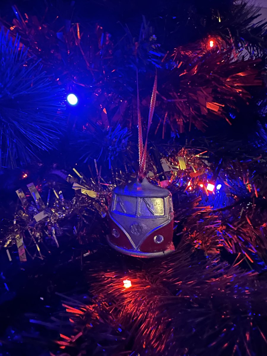 FennellMarcus's tweet photo. Well the tree is up #splitscreenbus https://t.co/YGiSyQL41i