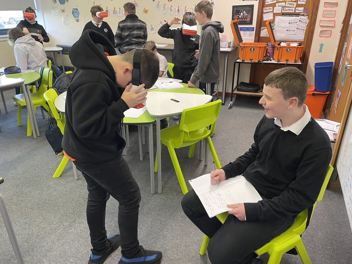 Used VR headsets with my S1s this week to help them explore settings for their creative short stories.  Lots of amusement and some wonderful descriptions 🥳 #bxaenglish #VirtualReality