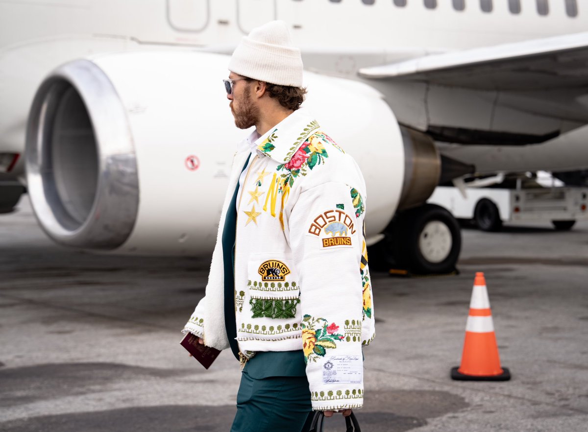 NHLBruins's tweet photo. It’s jacket weather 🌸 https://t.co/qqmpPBOPLi