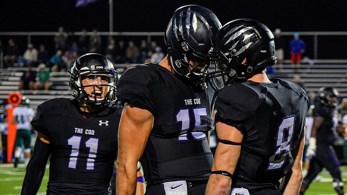 Blessed to receive an offer from <a href="/USFCougarsFB/">USF Football</a>‼️Thank you for this opportunity! <a href="/CoachLJ38/">Carlton Littlejohn</a> <a href="/JimGlogowski/">Coach Glo</a> <a href="/CoachCapitani/">Spencer Capitani</a> <a href="/SLPPantherFB/">SLP Panther FB</a> <a href="/CoachAntawan/">Coach Antawan</a>