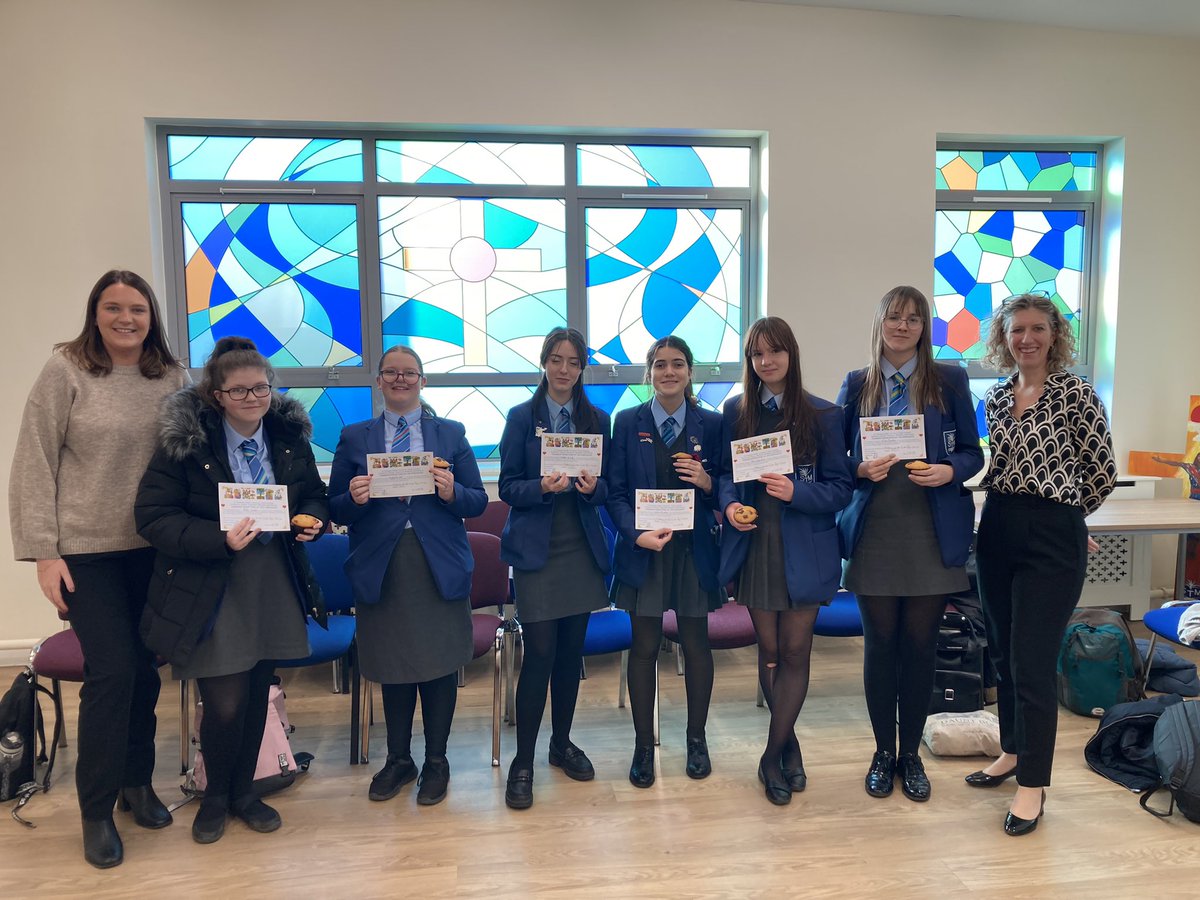 Super proud of this amazing team who completed their sponsored walk for the guide dogs for the blind. Well done Adele for organising. #solidarity #pupilleadership