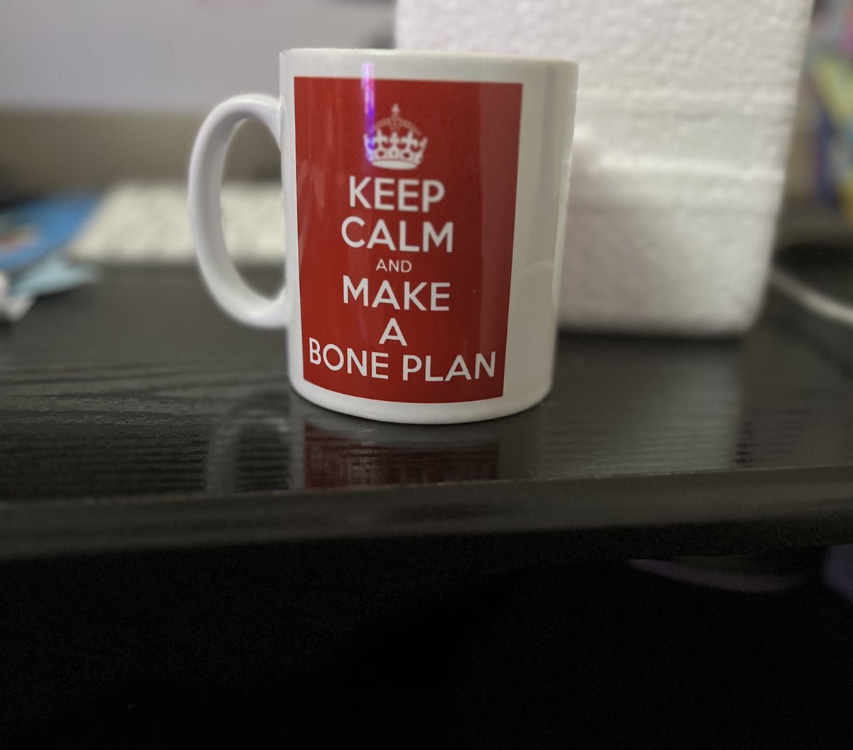 doc_hnaqvi's tweet photo. @Dogtor_Erin @Nataliecutmore1 This ☕️ mug also says it all 👏🏽🙏🏽
#orthorotationdone ✅
#myworkisdone ✅😂 https://t.co/jXUe0KAI2A