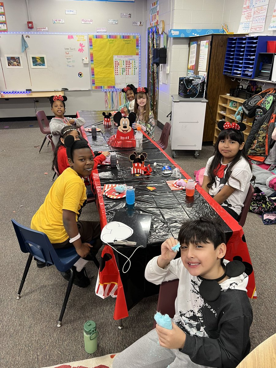 toribottini's tweet photo. November’s Fun Friday was my far my favorite so far. The theme was Disney day! We rode virtual roller coasters, enjoyed some cotton candy, wrote stories about our favorite Disney movies, and even budgeted a trip to Disney in math. We love PBIS celebration day!! https://t.co/wGBieK7t5X