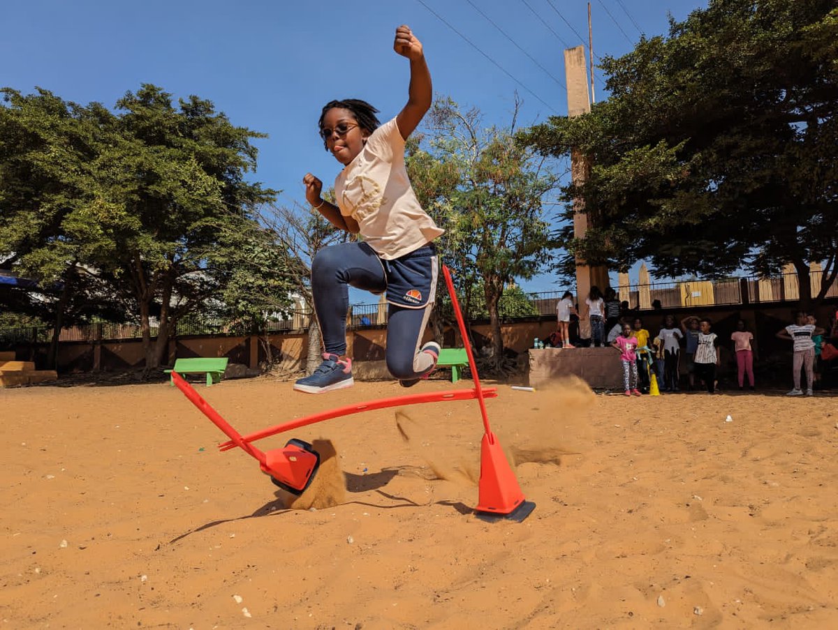 Cours Sainte Marie de Hann tweet media