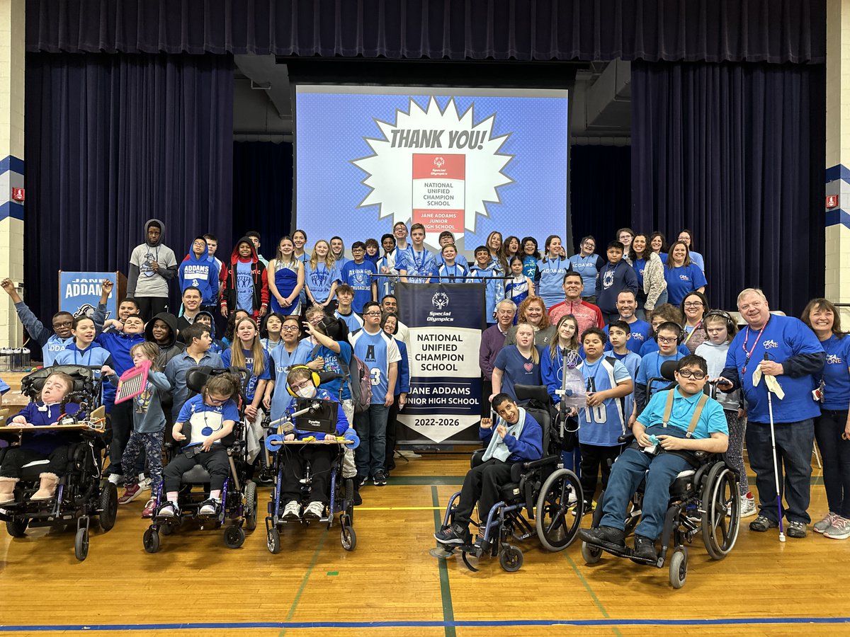 D54schools's tweet photo. Congratulations @AddamsCrusaders &amp; @Lakeview54
for sustaining a commitment to inclusion, collaboration, engagement &amp; respect. D54 is now home to FOUR @SONorthAmerica National Unified Champion Banner Schools. TY @amazon for donating $75k to @SO_Illinois in honor of their work! https://t.co/bQ1jPhQ8Mf