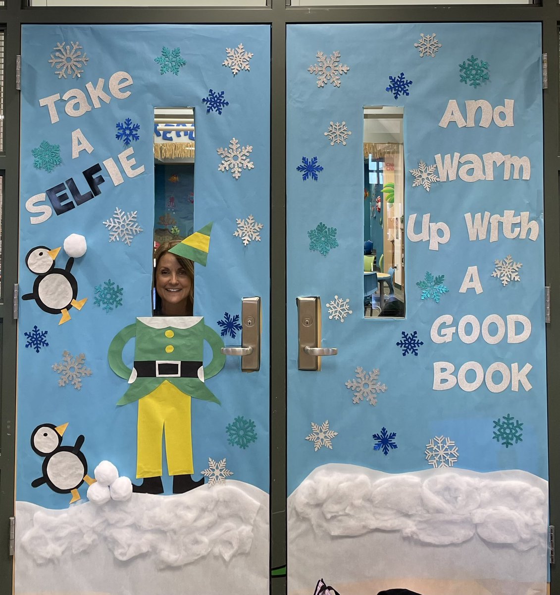 wselibrarian's tweet photo. Look at my cute holiday door created by awesome room parents! 🎄@KISDreads @WSESWildcats https://t.co/ur6RLdWnZH