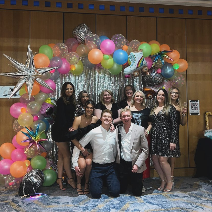 Bright Red tweet media