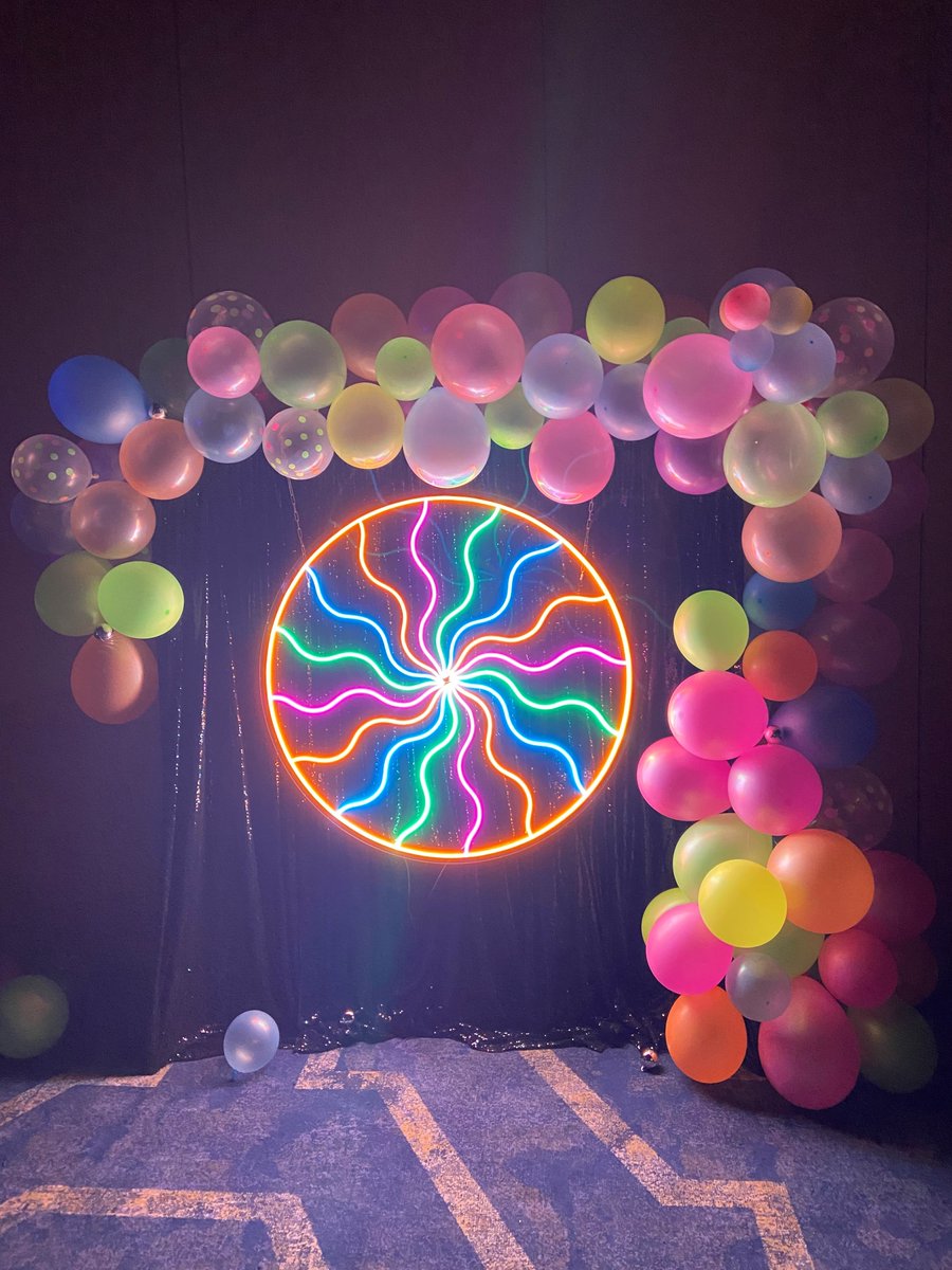 Bright Red tweet media