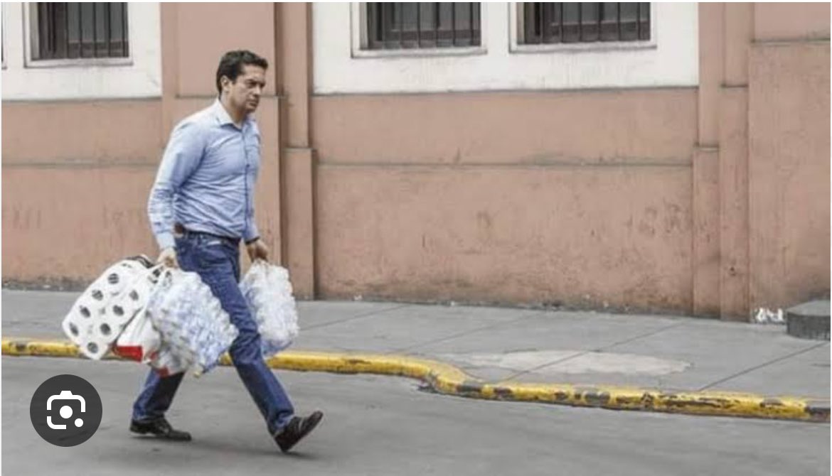 cespal22's tweet photo. @MIKI_Torres_ Para esto sirves https://t.co/3Y8WUJPVc6
