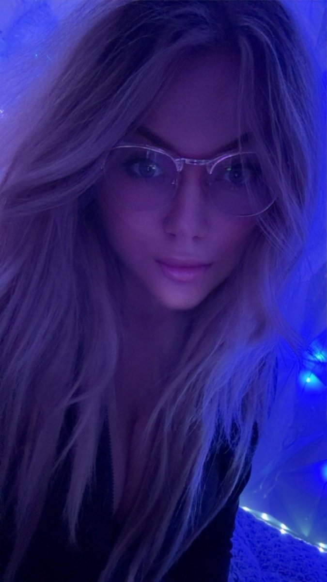 I’ll take you for a ride, I’ll be your Vixen