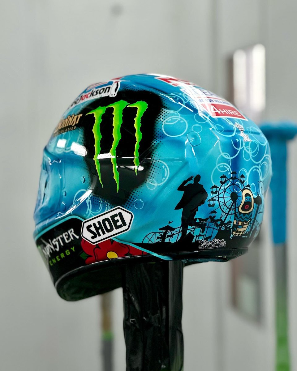 Image Design Custom tweet media