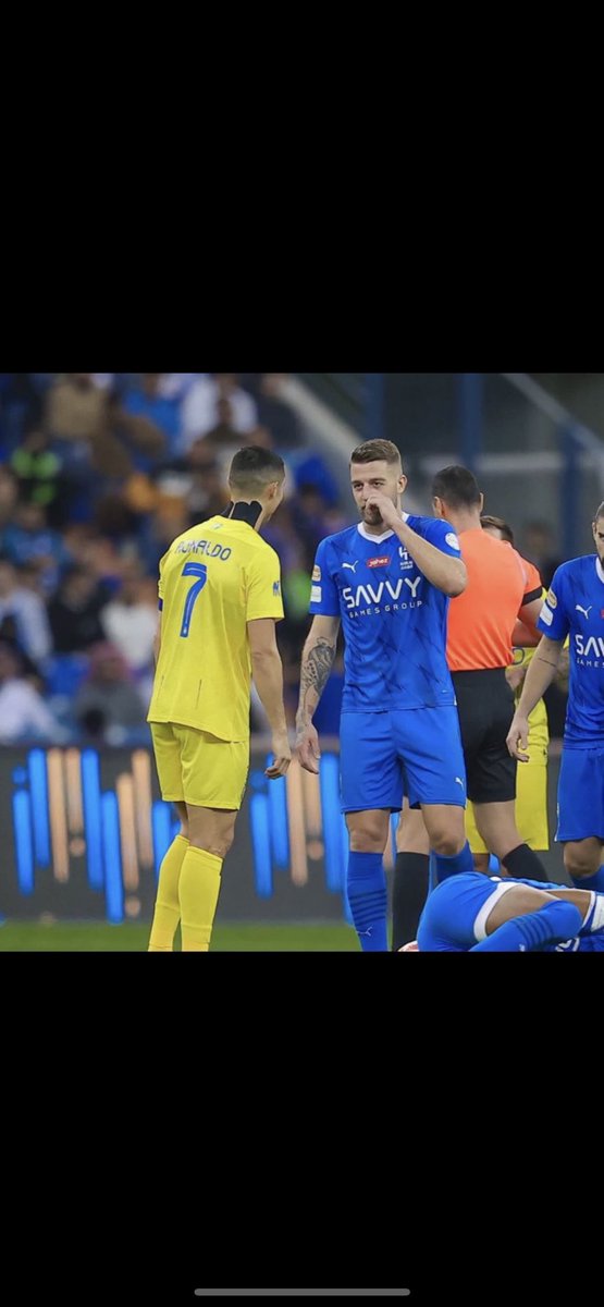 vyj_7's tweet photo. اما تورّدها مواريد  ( الرجال )
وإلا استرح خلّ المراجل لأهلها

 #الهلال_النصر
#ديربي_النصر_الهلال https://t.co/5T2dHE39s8