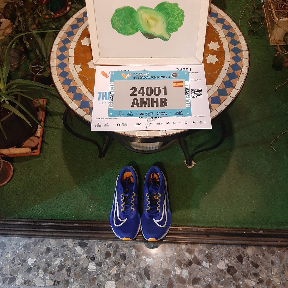 toniwisi's tweet photo. Listo, preparado y mentalizado a correr a topeeee, que ganas de pisar ese asfalto por toda esa linda valencia que sale a la calle a animar y a vibrar vamossss @maratonvalencia https://t.co/X6SEGUFwlV