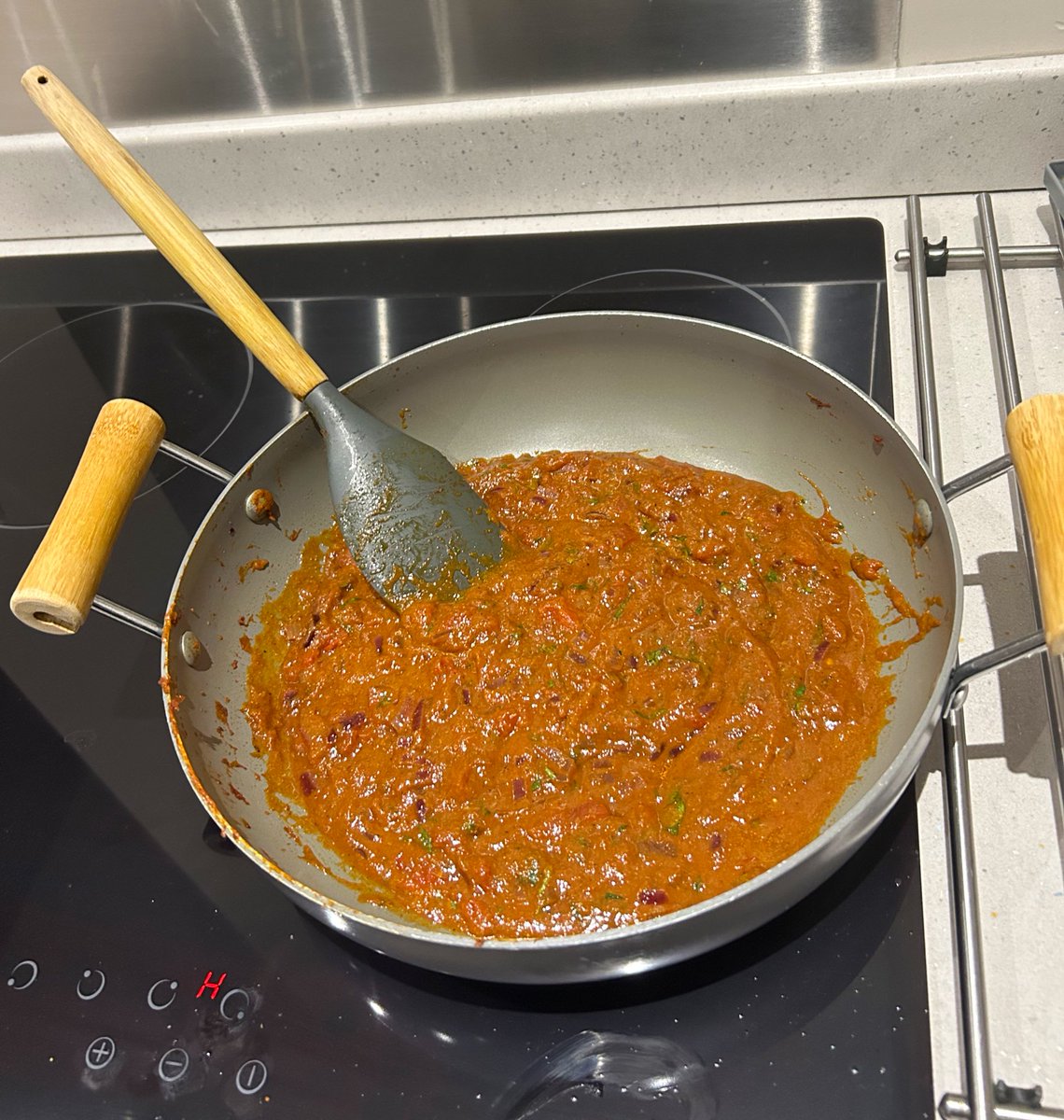 Matt Hutson tweet media