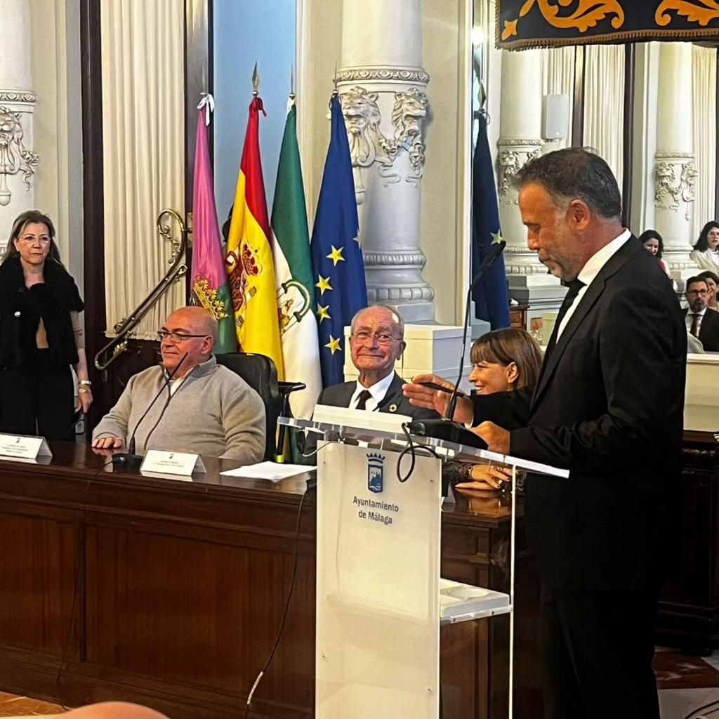 ruthparticipa's tweet photo. Hoy conmemoramos desde @IgualdadAND, @malaga y @admalagaaccesi1 el #DiaMundialDiscapacidad con la entrega de Reconocimientos a personas de entidades, organismos y administraciones especialmente implicadas en garantizar los derechos de las personas con #capacidadesdiferentes♥ https://t.co/WI2gOOuZ3n