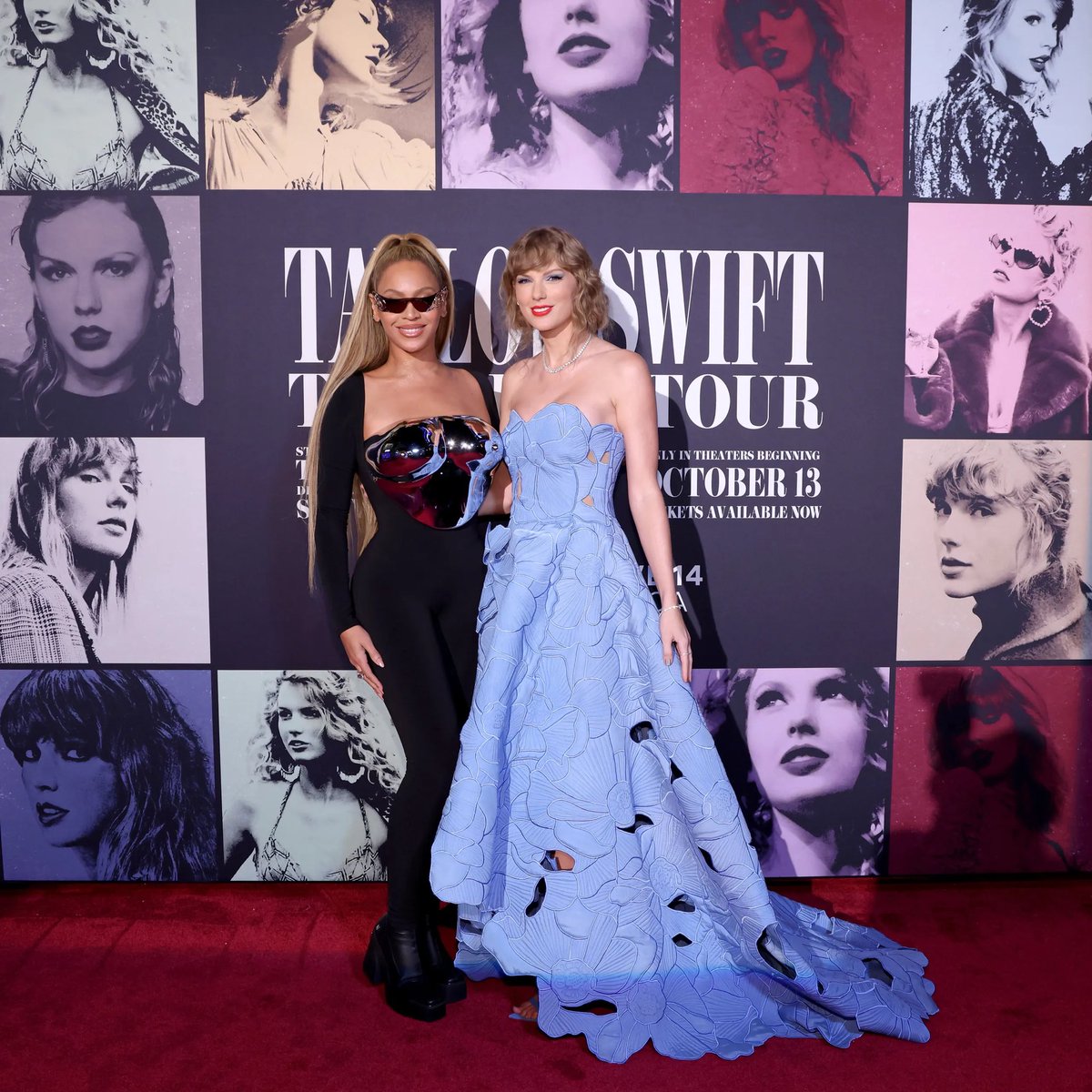 getawayonce's tweet photo. TAYONCÉ NATION LANDS ON TOP. THIS IS HISTORY. https://t.co/FLTLJjZany
