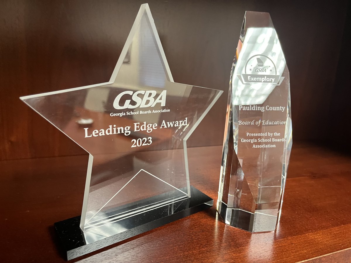 I am #PCSDproud!! Our district received two awards during the @gsbacomm conference today!  We work hard each day to be the best leaders in our district to show our commitment to excellence in education for our students. We earned the Exemplary Board & Leading Edge awards!