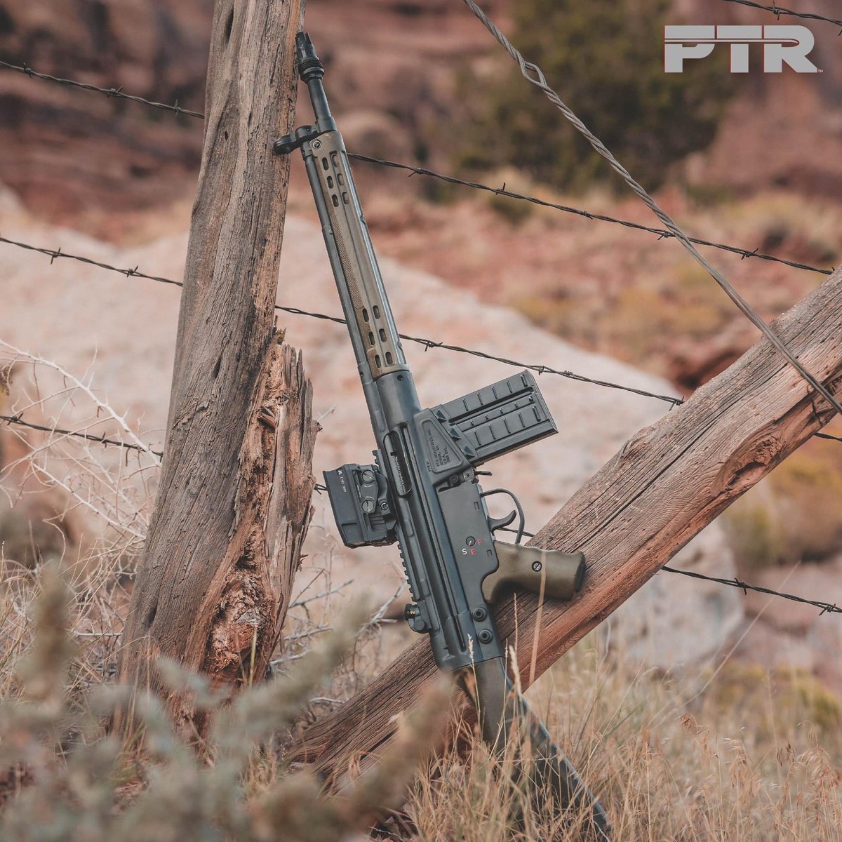 PTRindustries's tweet photo. Bring on the weekend!
All of the great features of the GIR rifle, but with a compact 16″ barrel. The GIRK comes with a welded on picatinny rail, standardized muzzle threads, and is protected by a Parkerized finish.
📸 @fixedsightmedia
#PTR #ptrindustries #GIRK #madeinusa https://t.co/oKPrGj0Vzn